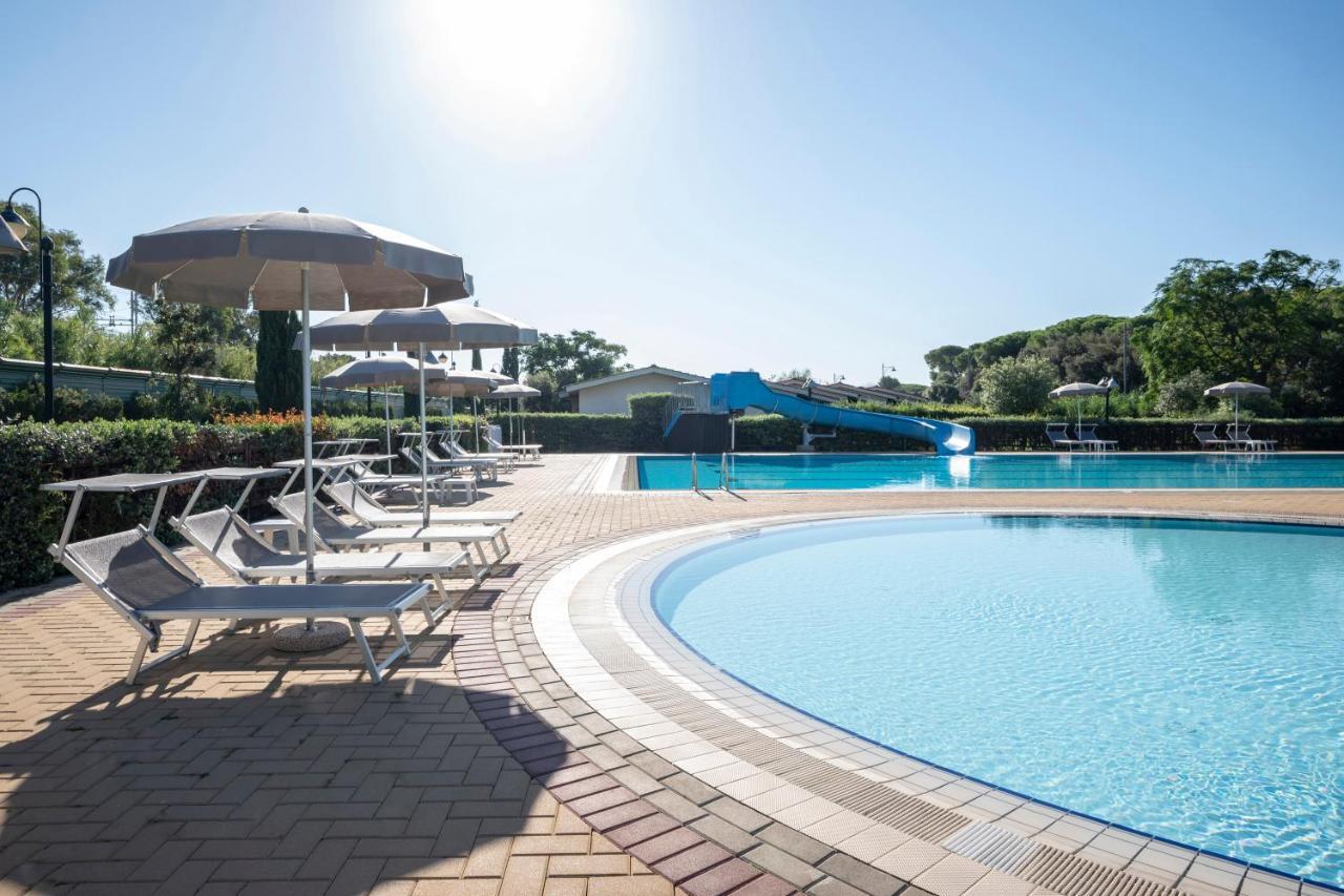 Villaggio Il Girasole Follonica Exteriör bild